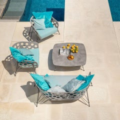 Canapé d'extérieur contemporain avec structure et dossier en métal laqué