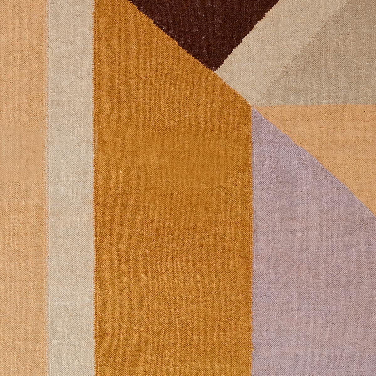 Moderne Tapis Kilim Afternoon Dream - Design en laine Ouwen Mori tissé à la main en coton chaud en vente