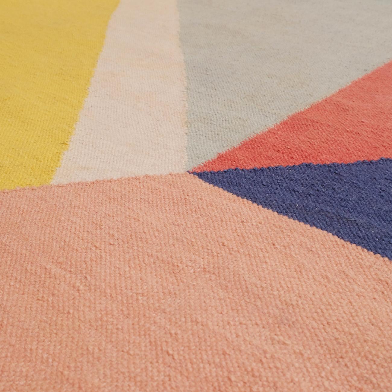 Morning Dream - Design Rug Ouwen Mori Kilim Carpet Wool Cotton Handwoven Warm
Morning Dream

On this carpet geometry is recomposed into an irregular perspective of architectural forms. The colour gives these forms a sense of time rhythm to create a