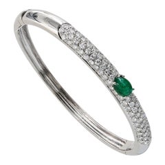 Contemporary Oval Emerald Diamond Pavé Bombe Bracelet