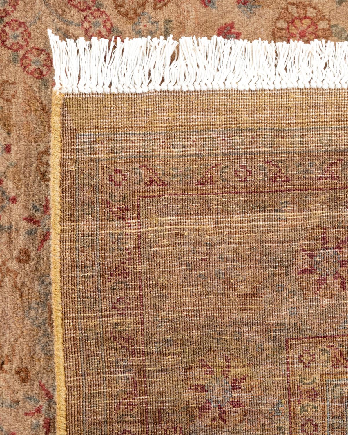 XXI secolo e contemporaneo Tappeto Contemporary Overdyed in lana annodata a mano di colore beige in vendita