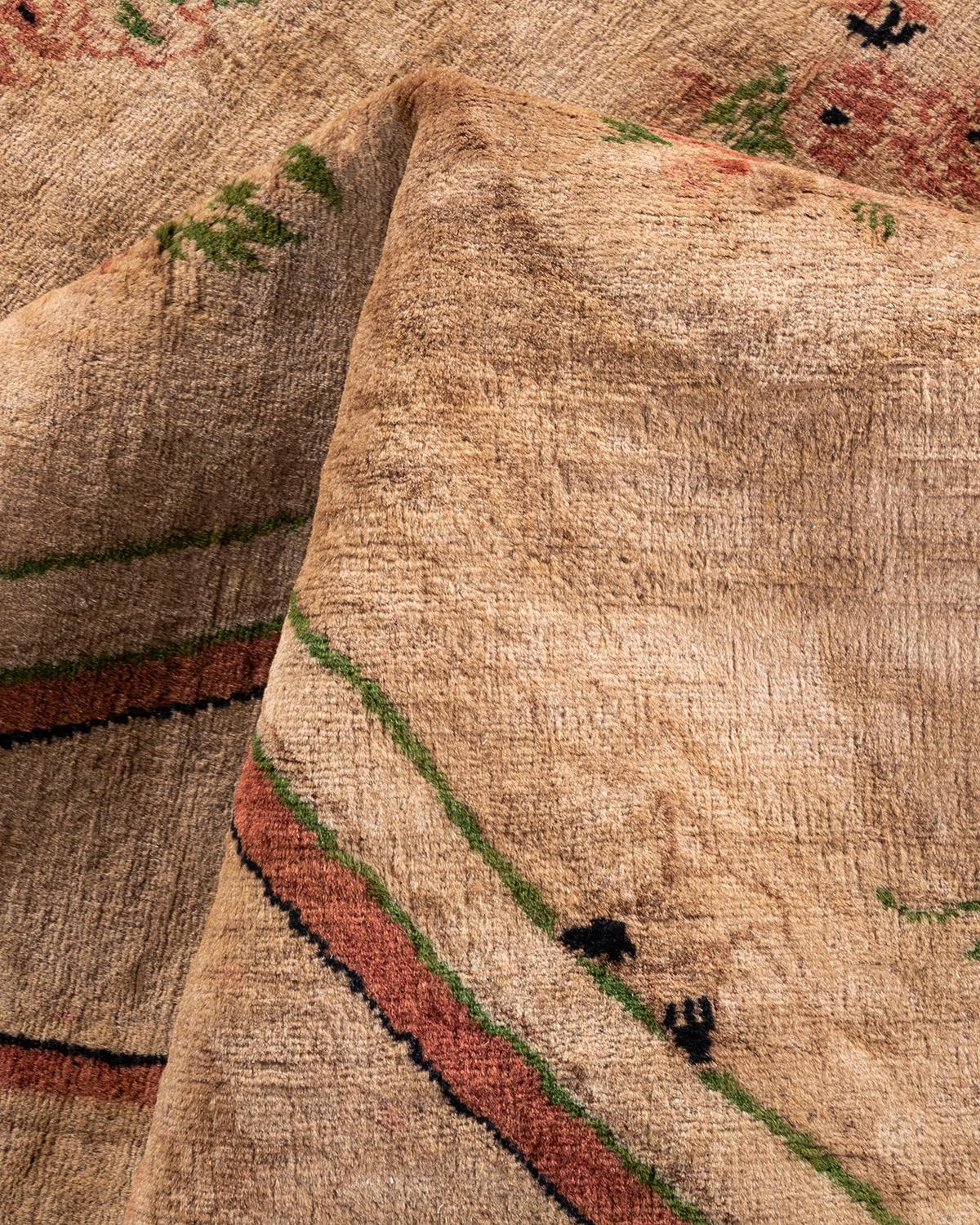 Contemporary Overdyed Hand Knotted Wool Beige Area Rug im Angebot 1