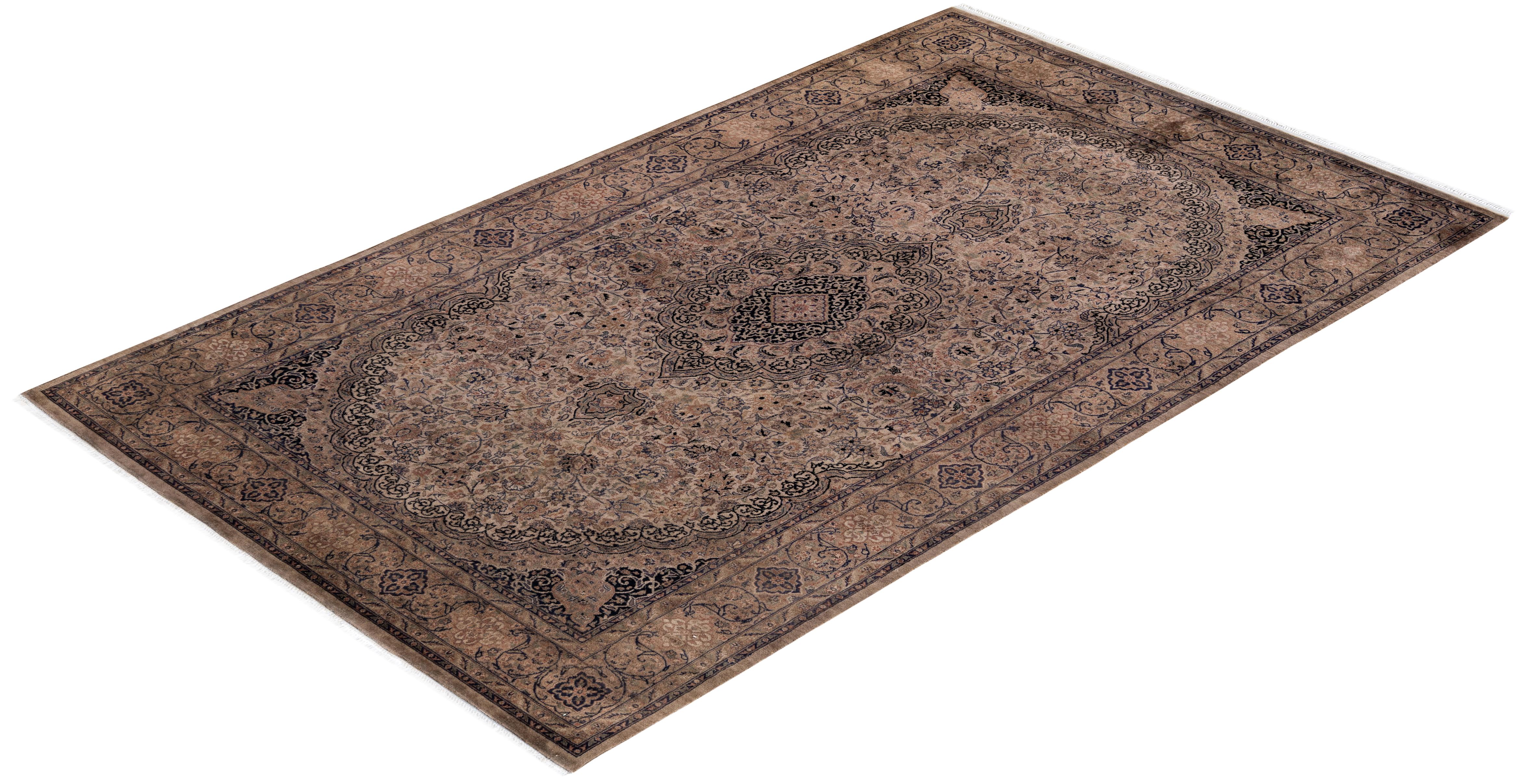 Alfombra de lana teñida a mano Contemporánea Beige en venta 2