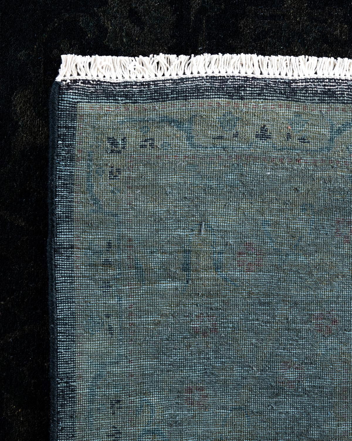 XXIe siècle et contemporain Contemporary Overdyed Hand Knotted Wool Black Area Rug 4' 2