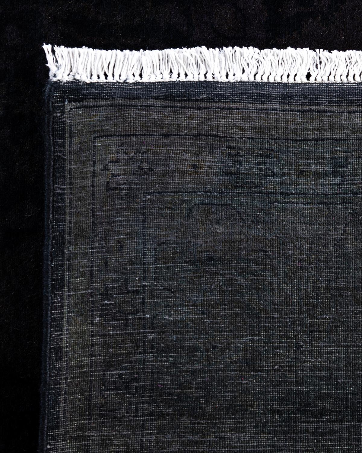 XXIe siècle et contemporain Contemporary Overdyed Hand Knotted Wool Black Area Rug 6' 1