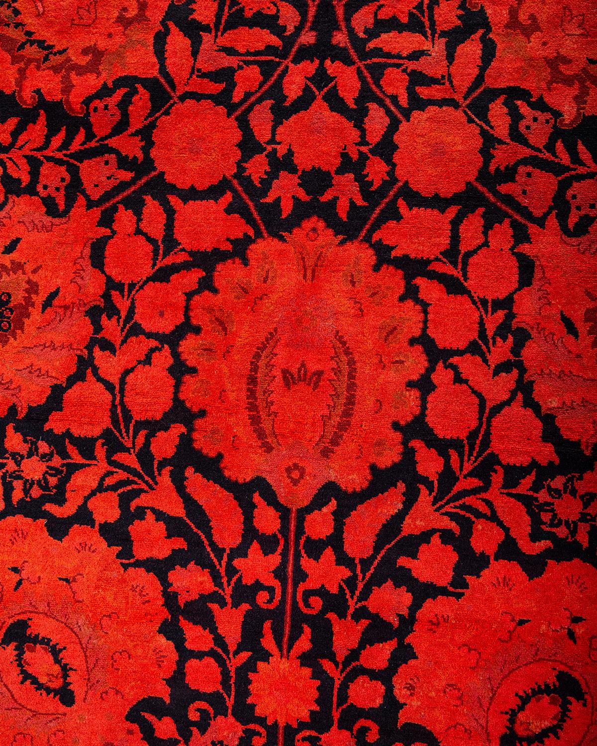 Pakistano Contemporary Overdyed Hand Knotted Wool Black Area Rugs (Tappeto di lana nero) in vendita