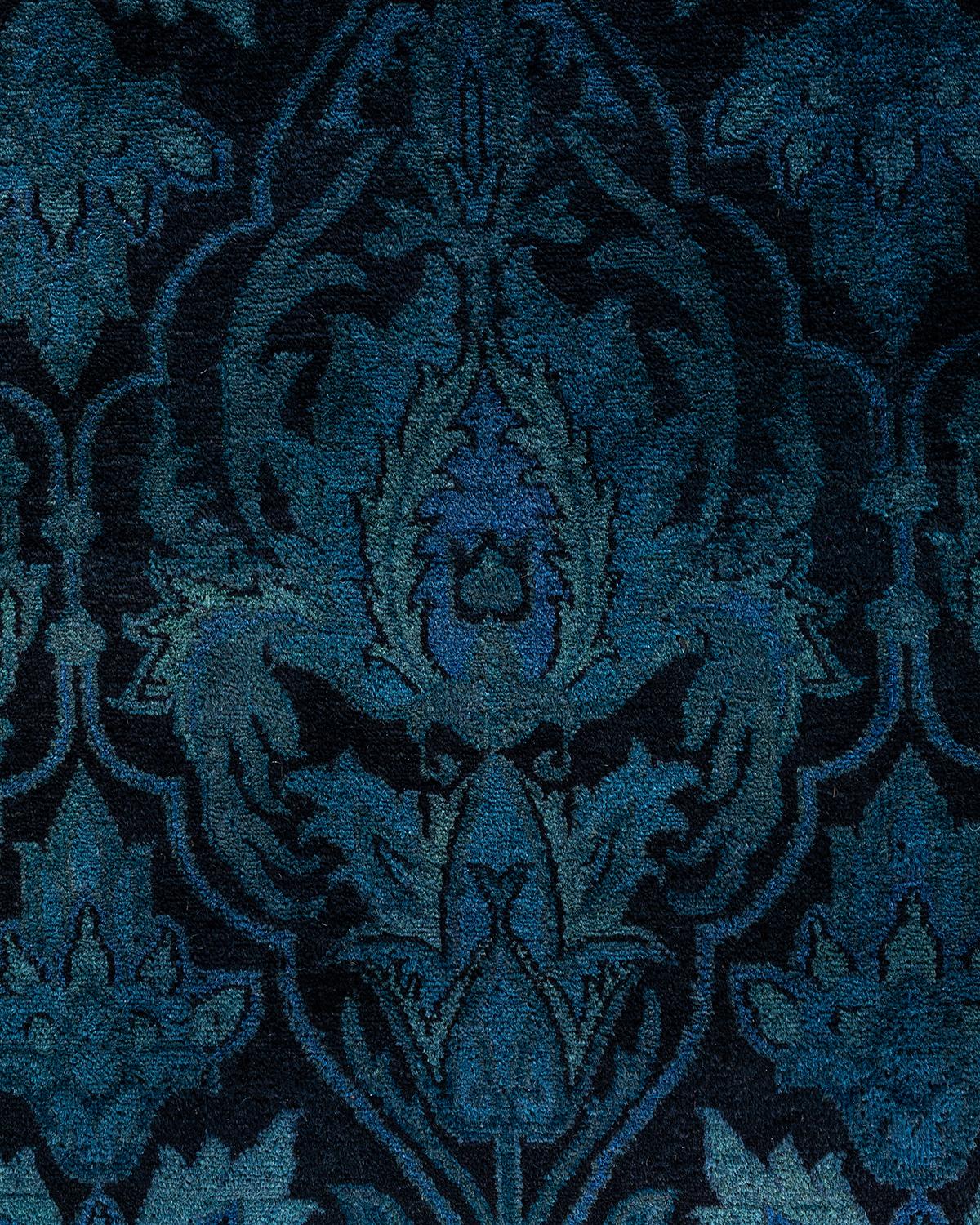 Pakistano Contemporary Overdyed Hand Knotted Wool Black Area Rugs (Tappeto di lana nero) in vendita
