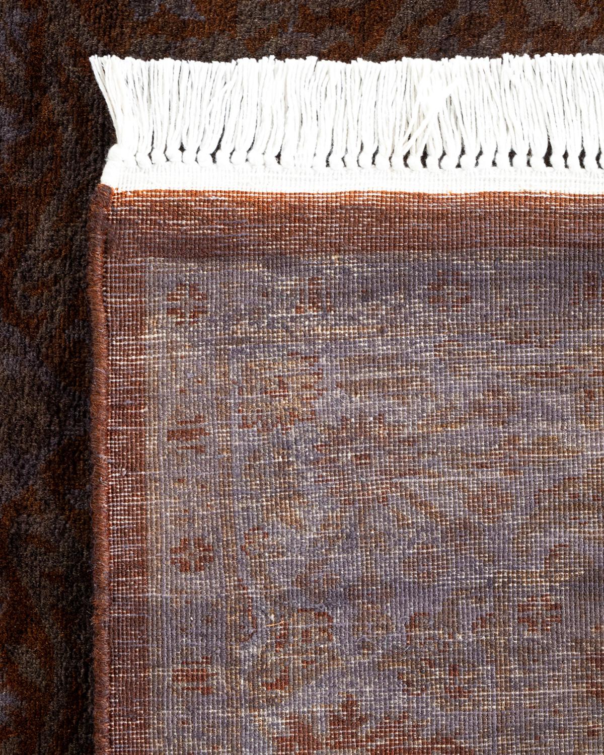 XXIe siècle et contemporain Contemporary Overdyed Hand Knotsted Wool Black Area Rug (tapis de sol en laine surteinte nouée à la main) en vente
