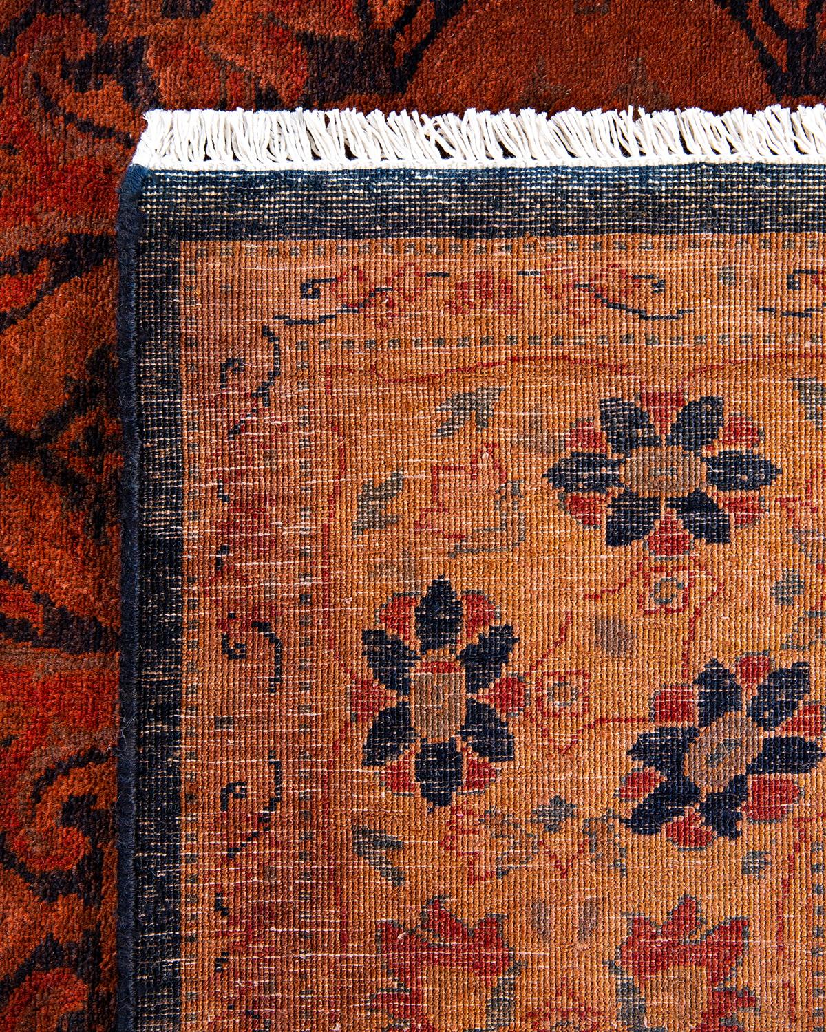 Contemporary Overdyed Hand Knotted Wool Black Area Rug (21. Jahrhundert und zeitgenössisch) im Angebot