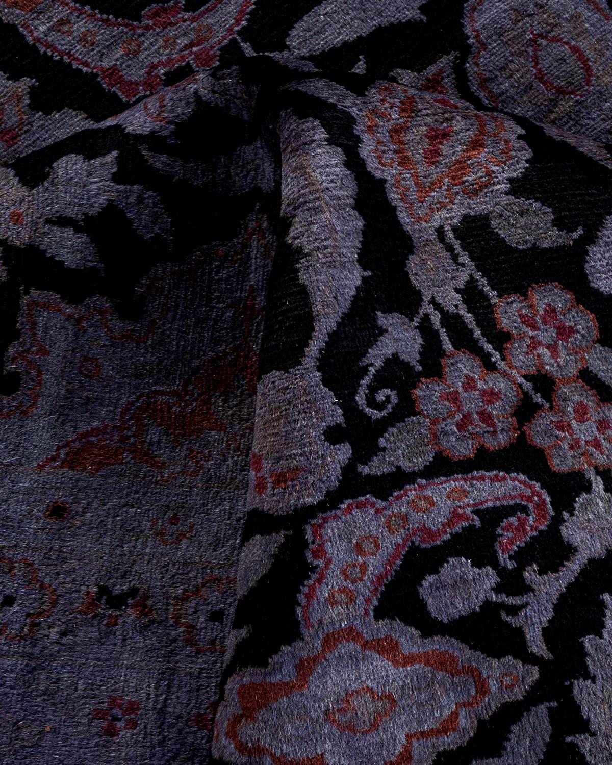 Contemporary Overdyed Hand Knotsted Wool Black Area Rug (tapis de sol en laine surteinte nouée à la main) en vente 1