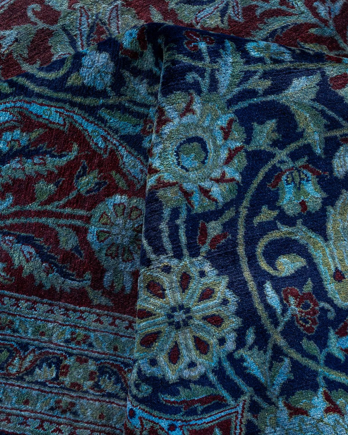 Contemporary Overdyed Hand Knotsted Wool Black Area Rug (tapis de sol en laine surteinte nouée à la main) en vente 1