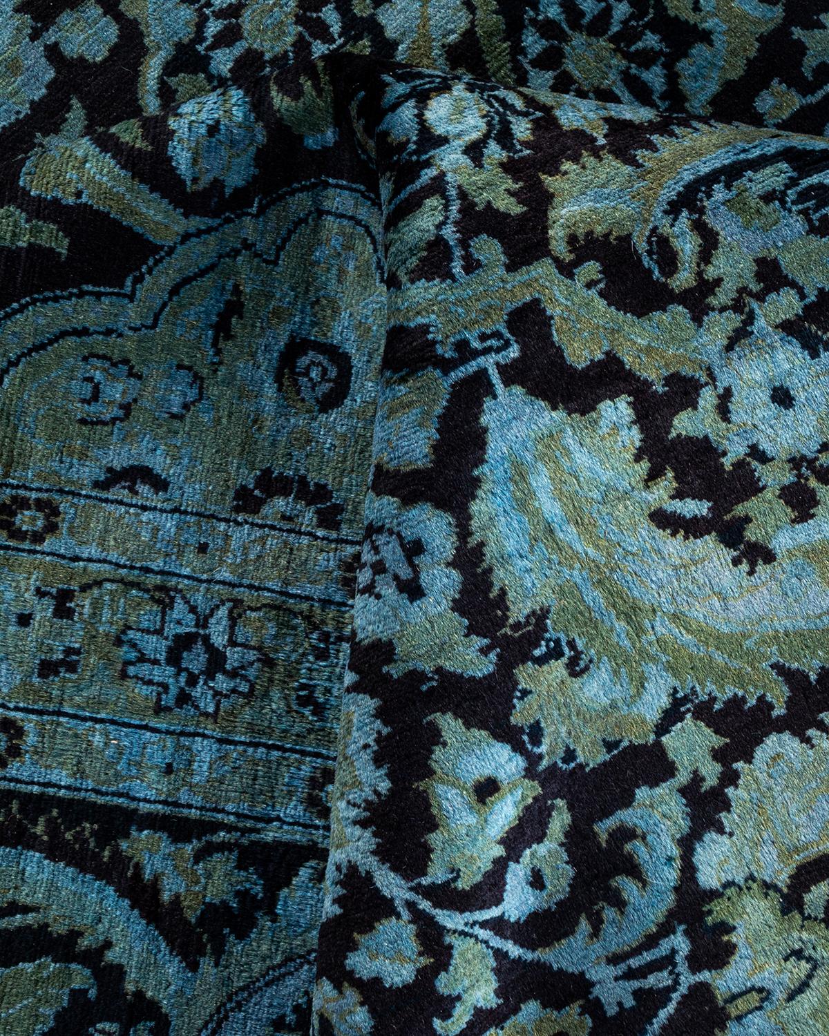 Contemporary Overdyed Hand Knotted Wool Black Area Rugs (Tappeto di lana nero) in vendita 1