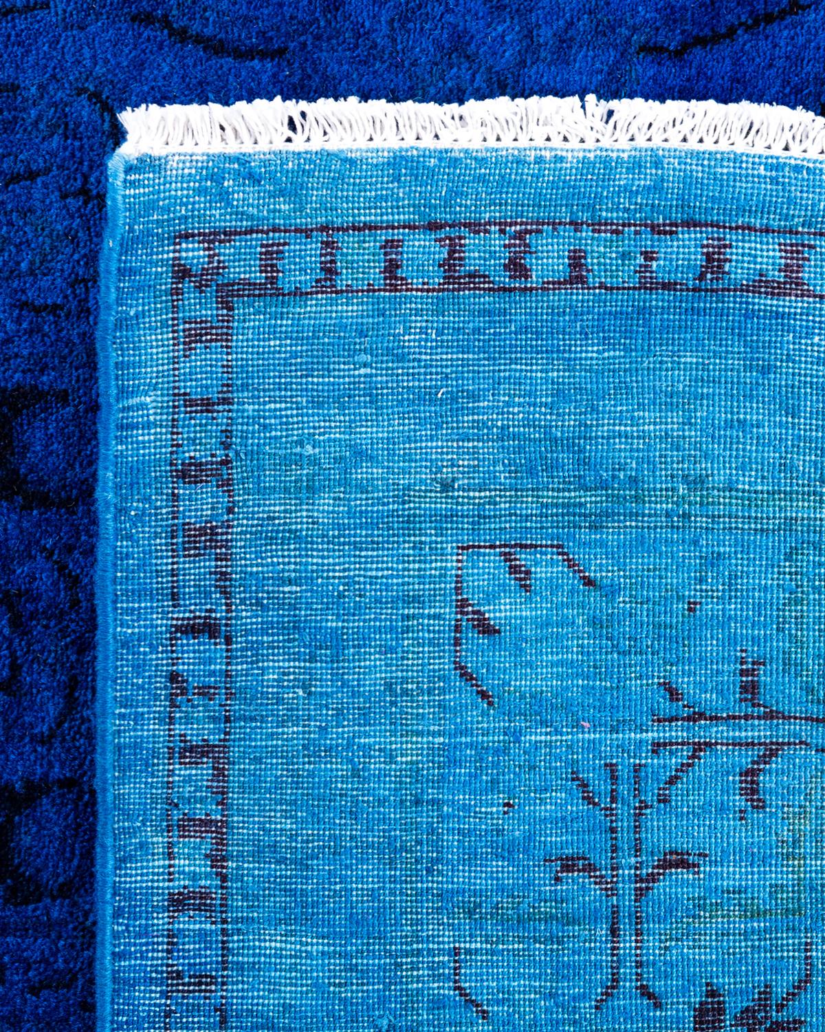 XXI secolo e contemporaneo Contemporary Overdyed Hand Knots Rugs, Tappeto blu in lana, 5' 5