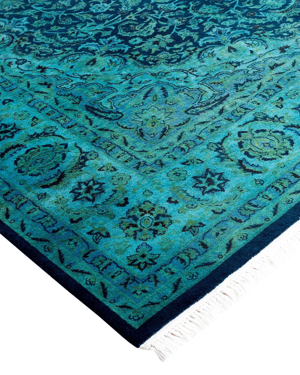 Vibrance-Teppiche sind der Inbegriff von Klassik mit Pfiff: traditionelle Muster in leuchtenden Farben gefärbt. Jeder handgeknüpfte Teppich wird mit einem 100 % natürlichen botanischen Farbstoff gewaschen, der verborgene Nuancen in den Mustern