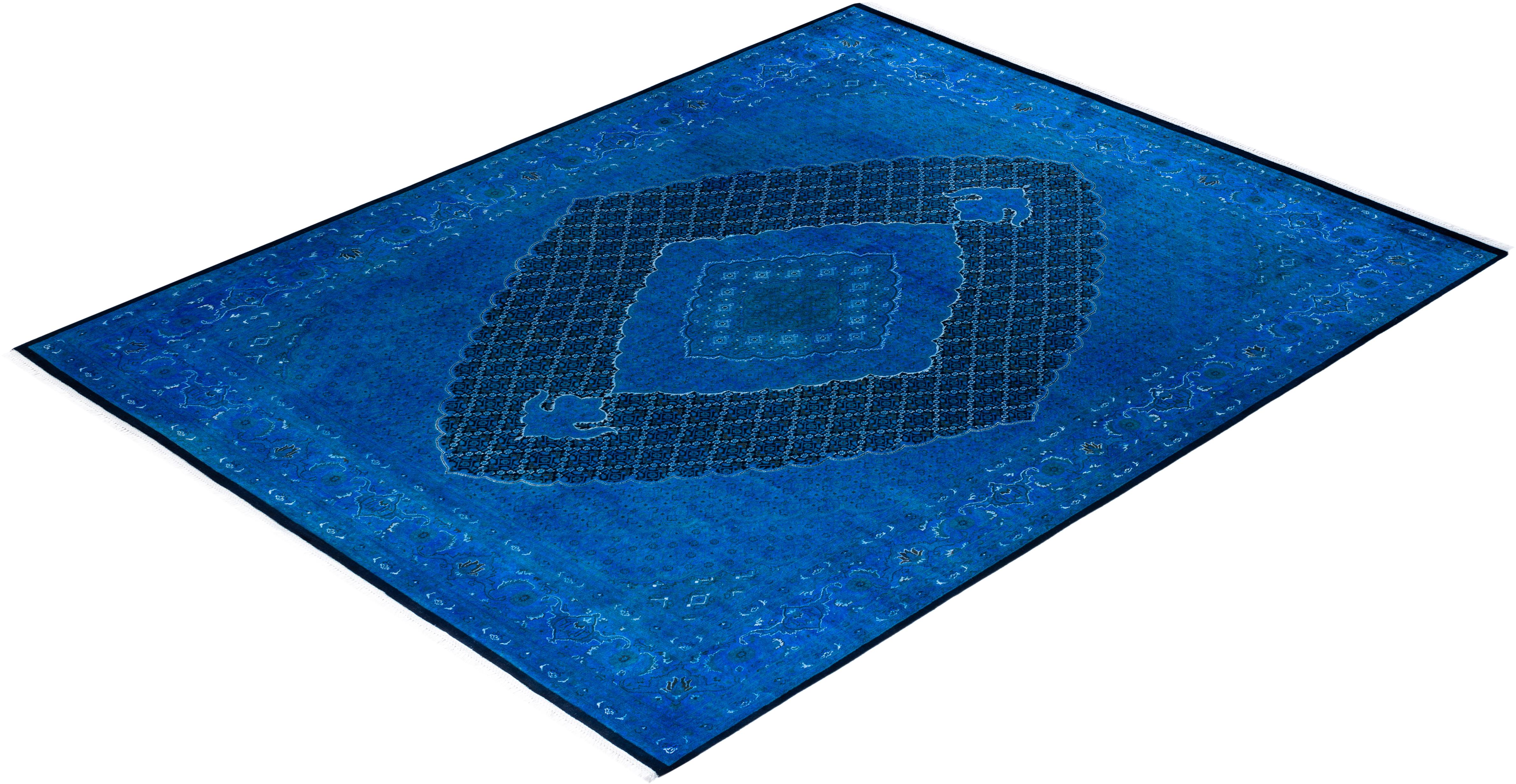 Alfombra de lana teñida a mano azul contemporánea 2' x 4' x 3'' en venta 2