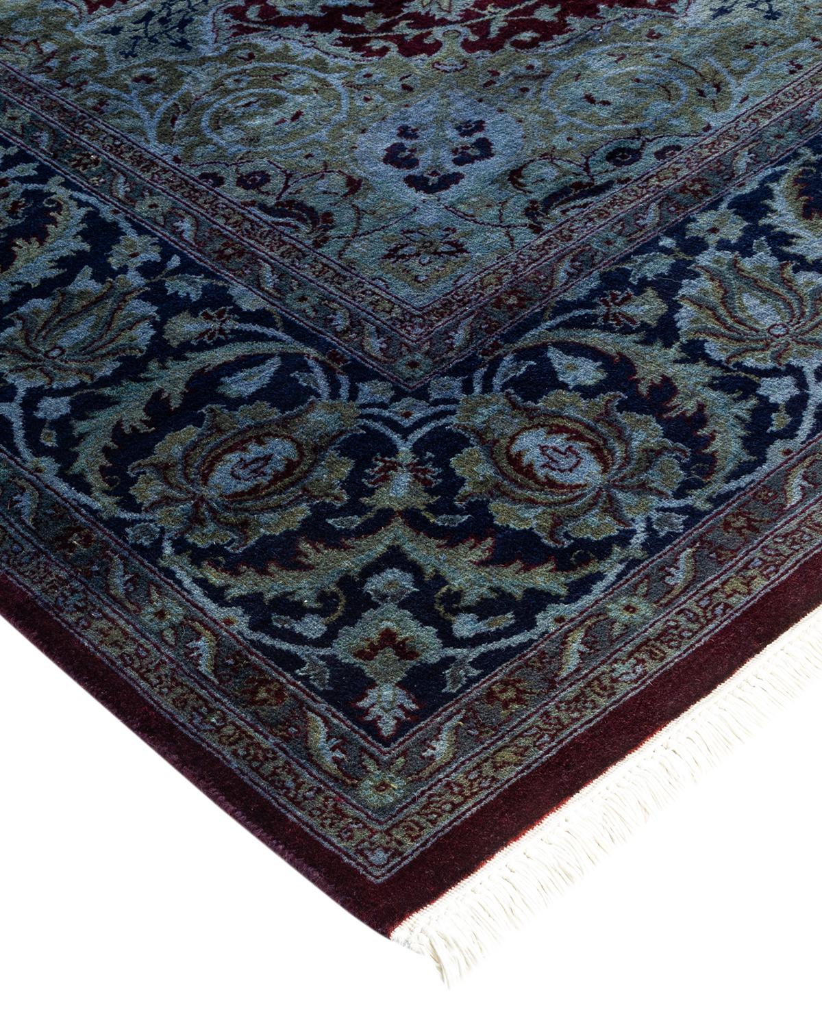 I tappeti Vibrance rappresentano il classico con un tocco di classe: motivi tradizionali sovratinti con colori brillanti. Ogni tappeto annodato a mano viene lavato con una tintura botanica naturale al 100% che rivela le sfumature nascoste nei