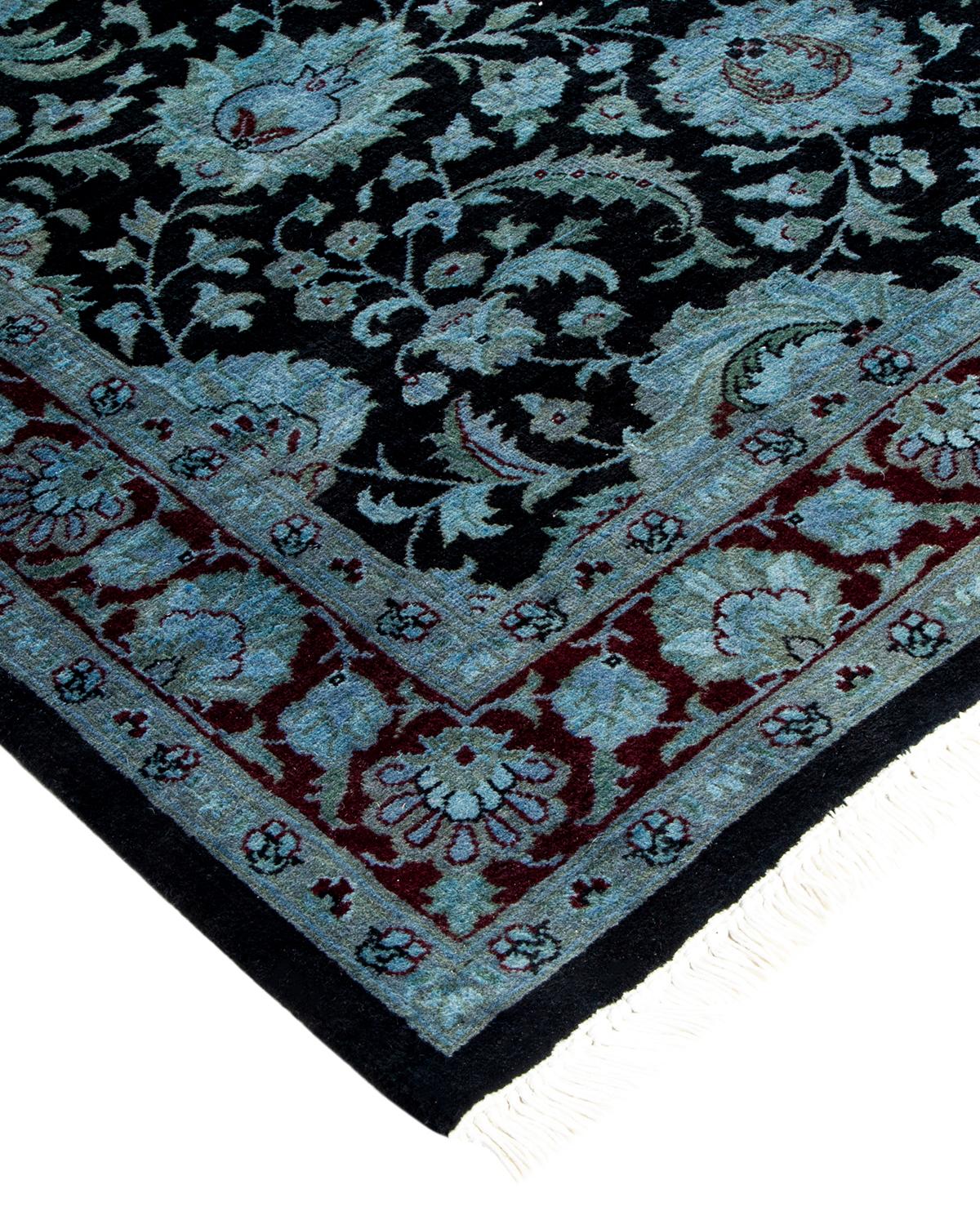 I tappeti Vibrance rappresentano il classico con un tocco di classe: motivi tradizionali sovratinti con colori brillanti. Ogni tappeto annodato a mano viene lavato con una tintura botanica naturale al 100% che rivela le sfumature nascoste nei