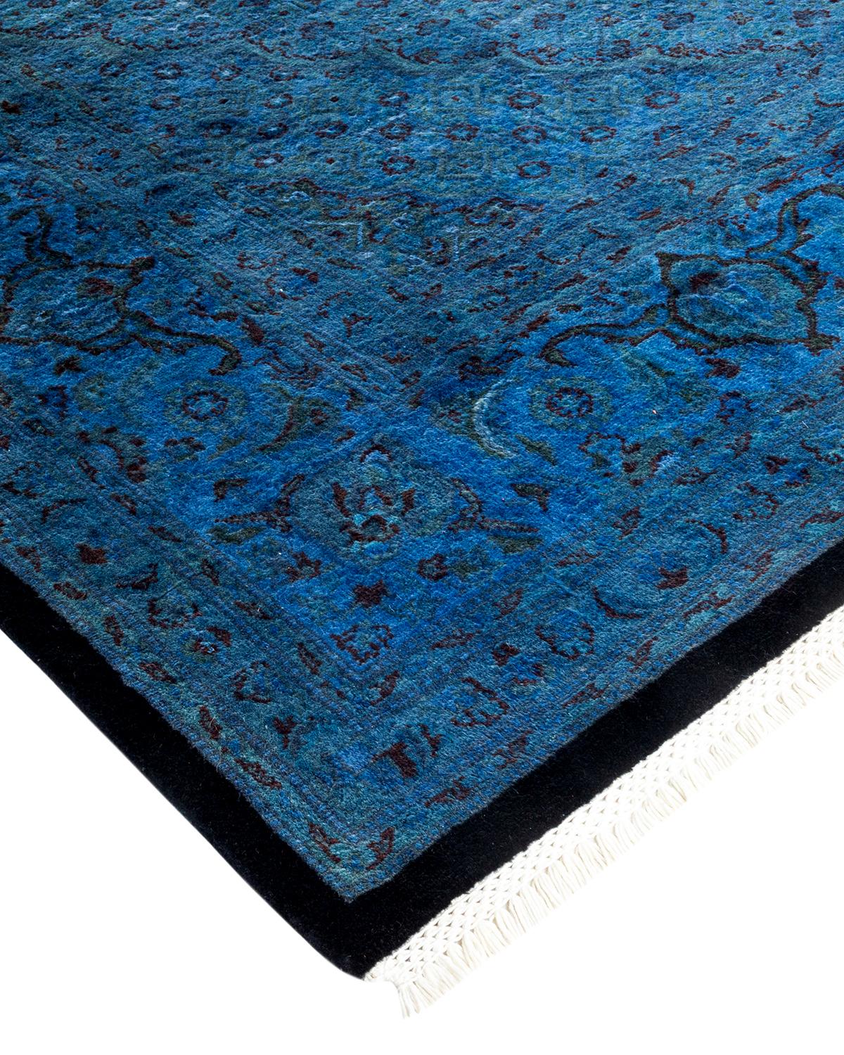 Vibrance-Teppiche sind der Inbegriff von Klassik mit Pfiff: traditionelle Muster in leuchtenden Farben gefärbt. Jeder handgeknüpfte Teppich wird mit einem 100% natürlichen botanischen Farbstoff gewaschen, der verborgene Nuancen in den Mustern