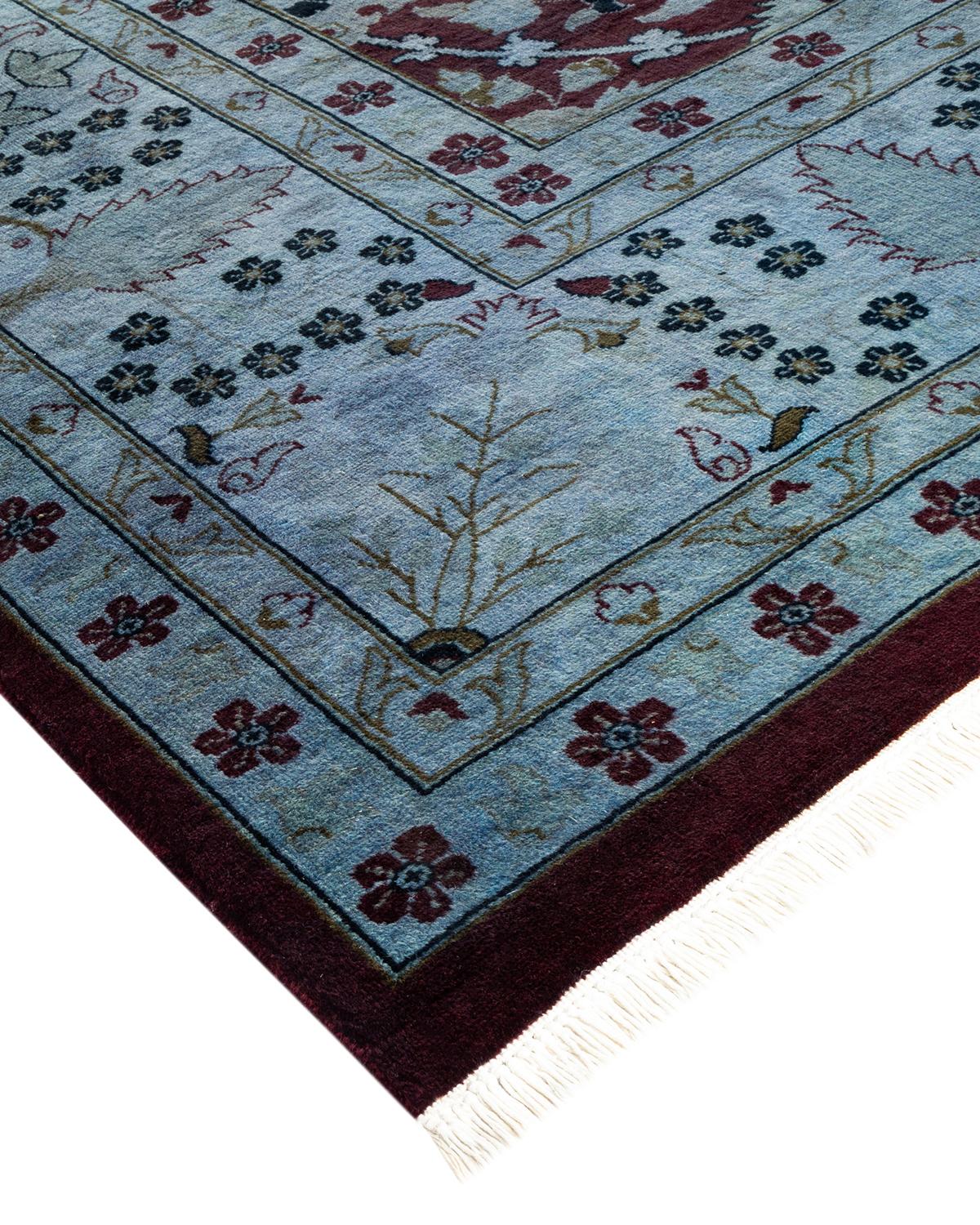 Vibrance-Teppiche sind der Inbegriff von Klassik mit Pfiff: traditionelle Muster in leuchtenden Farben gefärbt. Jeder handgeknüpfte Teppich wird mit einem 100% natürlichen botanischen Farbstoff gewaschen, der verborgene Nuancen in den Mustern