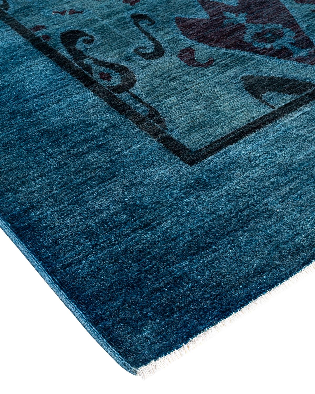 I tappeti Vibrance rappresentano il classico con un tocco di classe: motivi tradizionali sovratinti con colori brillanti. Ogni tappeto annodato a mano viene lavato con una tintura botanica 100% naturale che rivela le sfumature nascoste degli am
