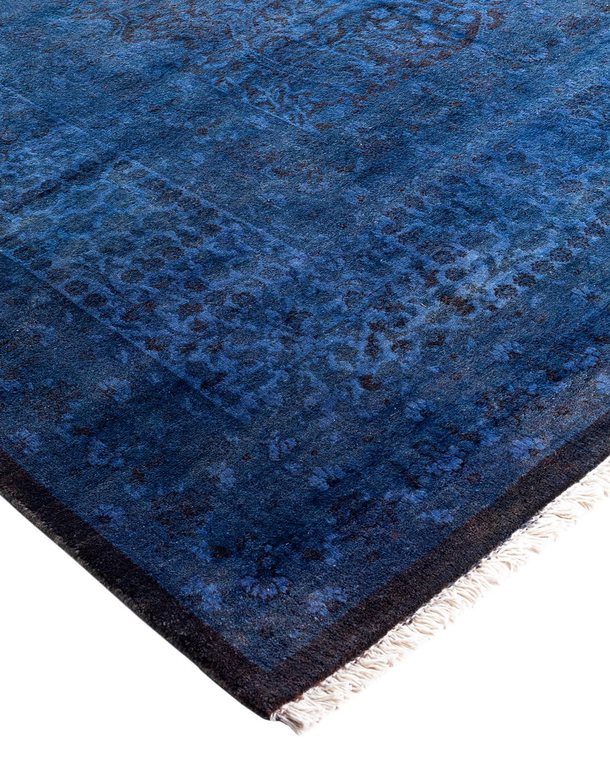 Vibrance-Teppiche sind der Inbegriff von Klassik mit Pfiff: traditionelle Muster in leuchtenden Farben gefärbt. Jeder handgeknüpfte Teppich wird mit einem 100 % natürlichen botanischen Farbstoff gewaschen, der verborgene Nuancen in den Mustern