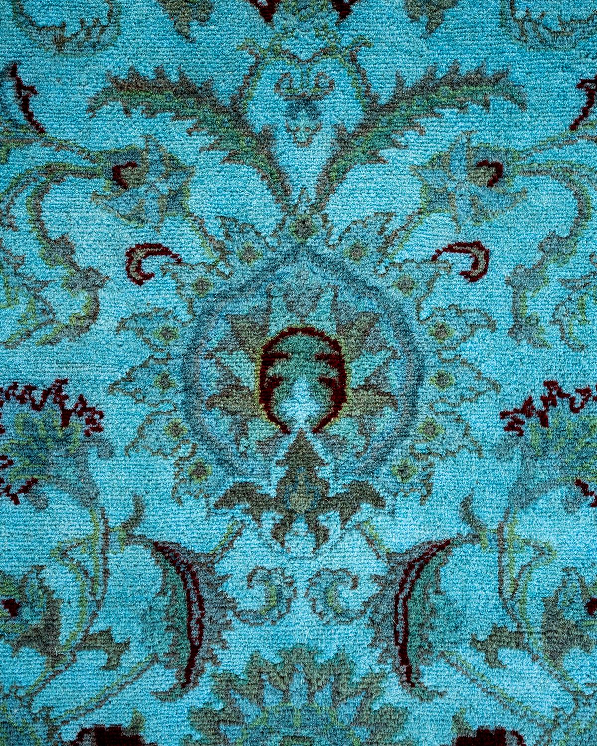 Pakistano Tappeto contemporaneo in lana sovratinta annodata a mano di colore blu in vendita