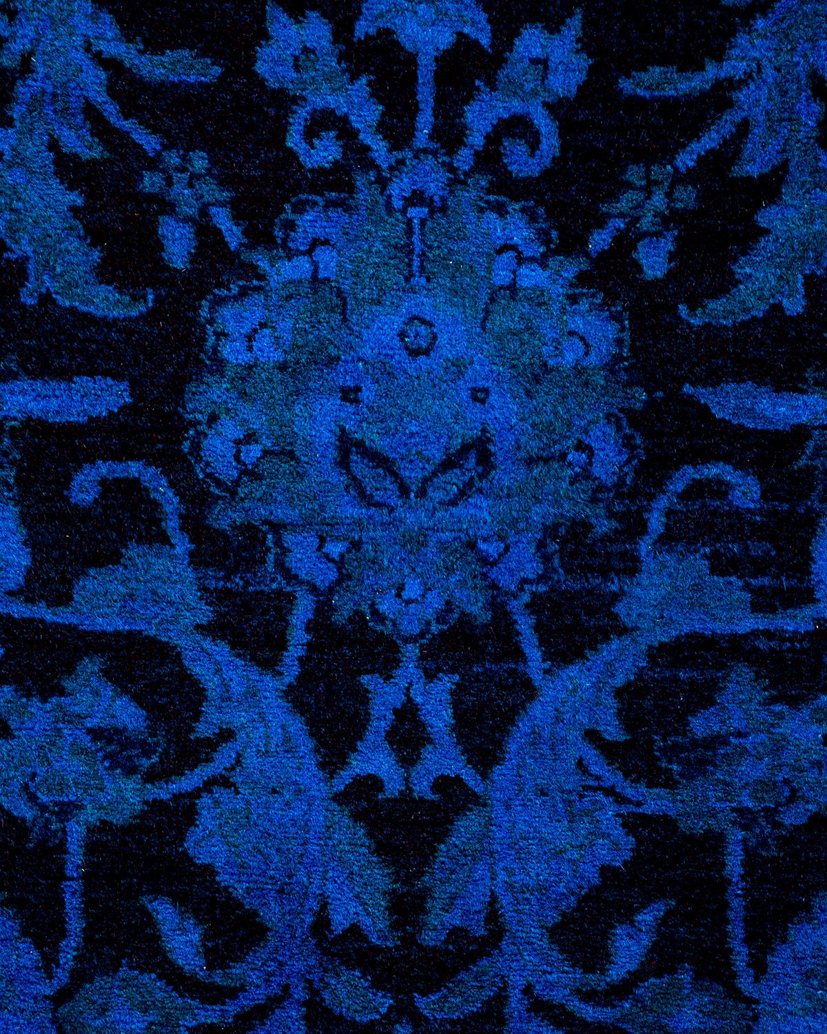 Contemporary Overdyed Hand Knotted Wool Blue Area Rug (Pakistanisch) im Angebot