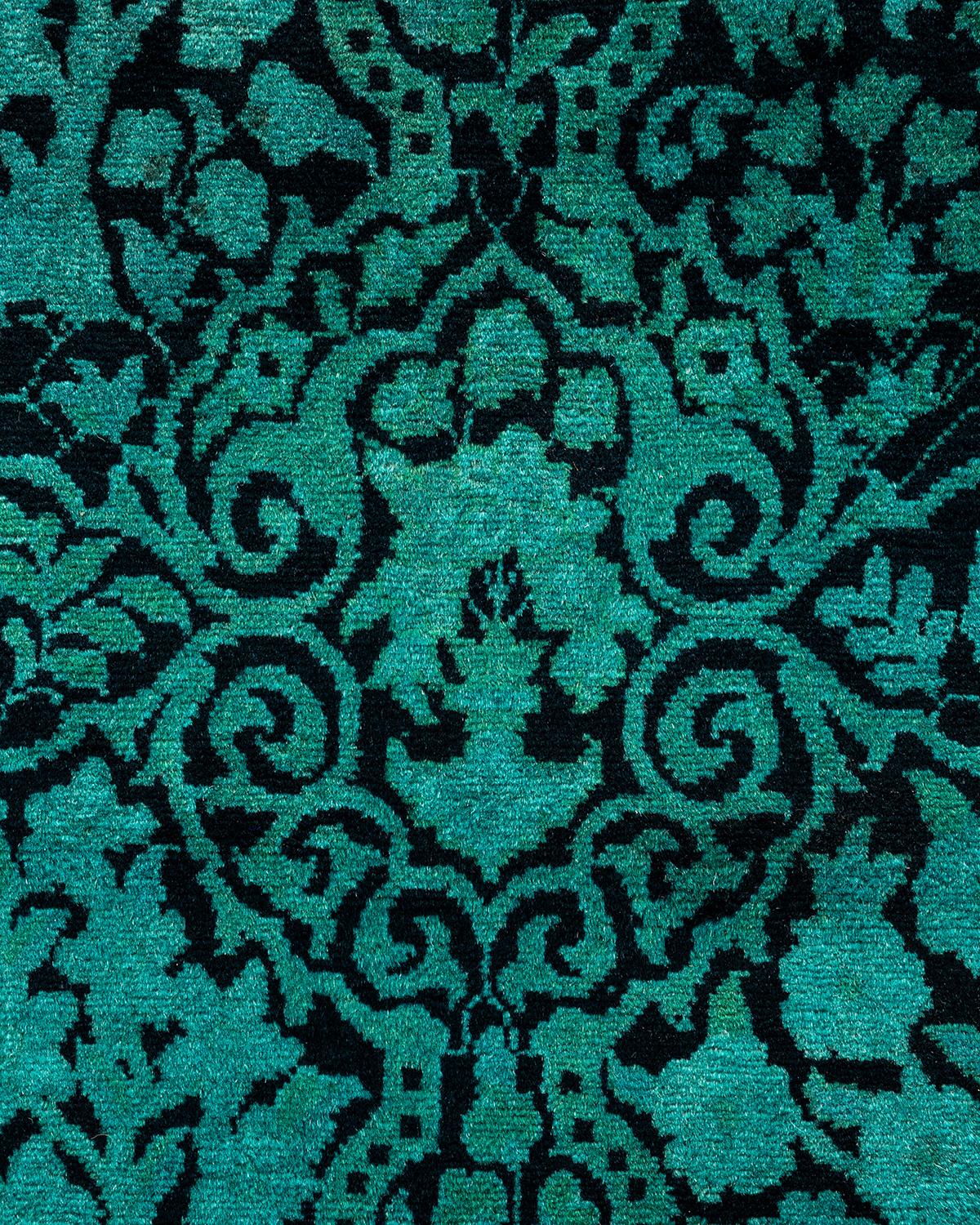 Pakistano Tappeto contemporaneo in lana sovratinta annodata a mano di colore blu in vendita