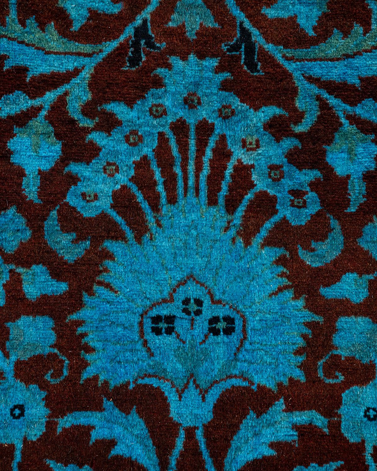 Pakistano Tappeto contemporaneo in lana sovratinta annodata a mano di colore blu in vendita