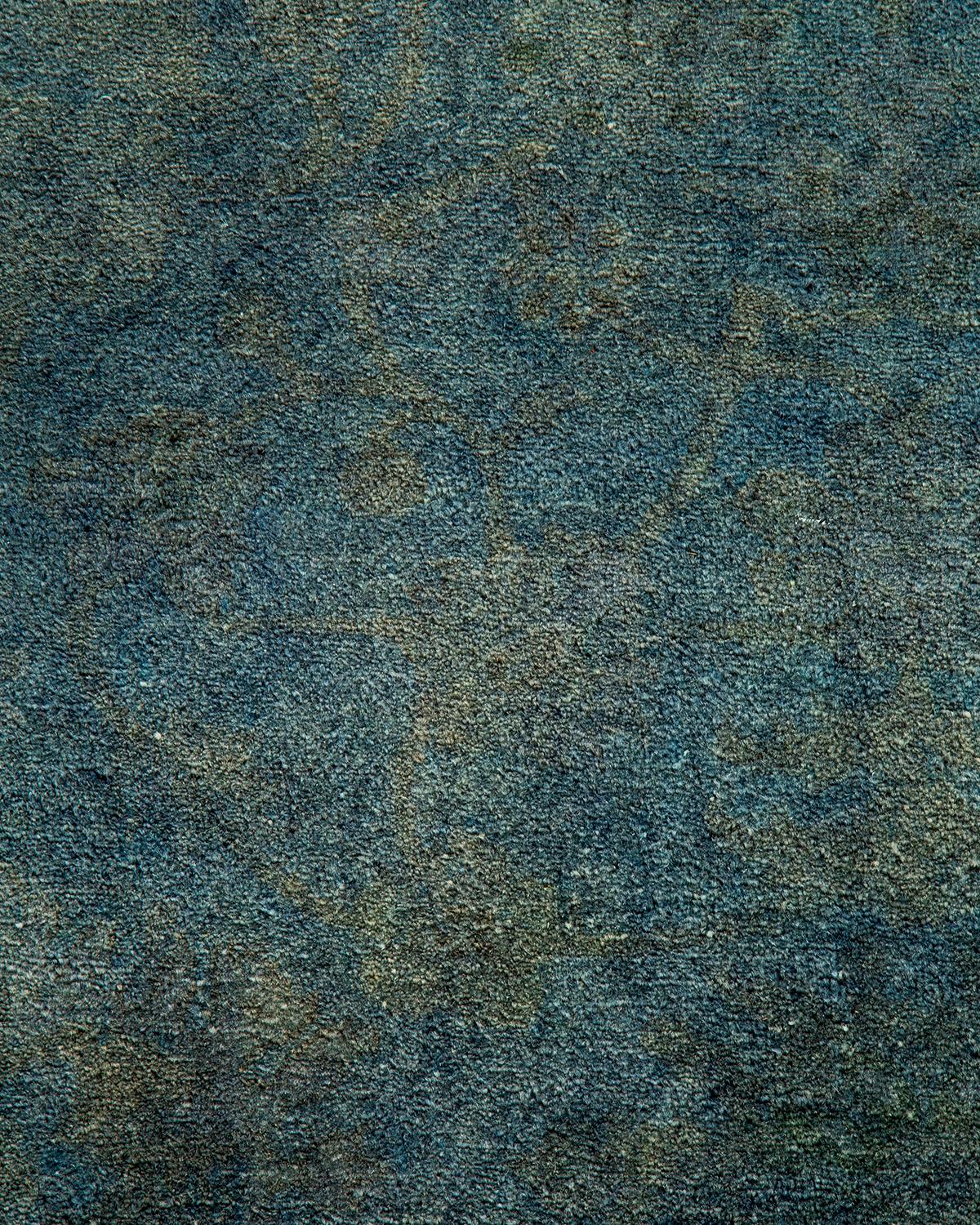Alfombra de lana teñida a mano contemporánea azul Pakistaní en venta