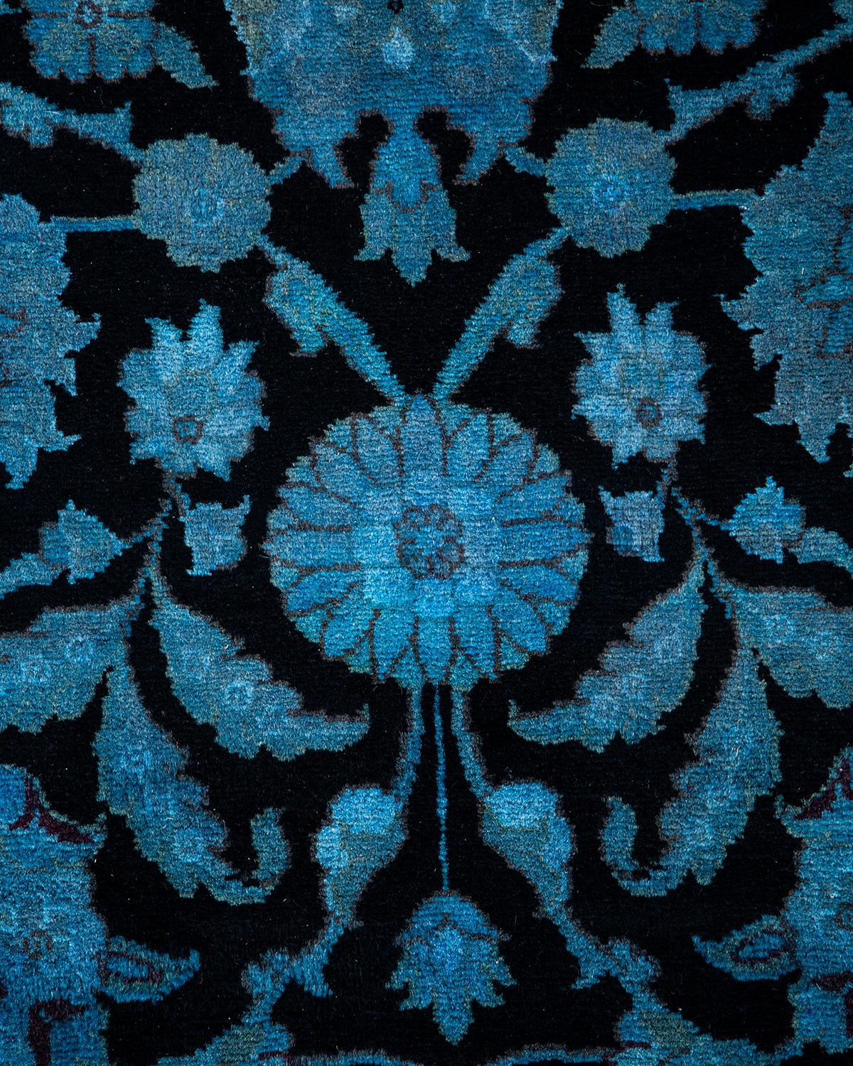 Contemporary Overdyed Hand Knotted Wool Blue Area Rug (Pakistanisch) im Angebot