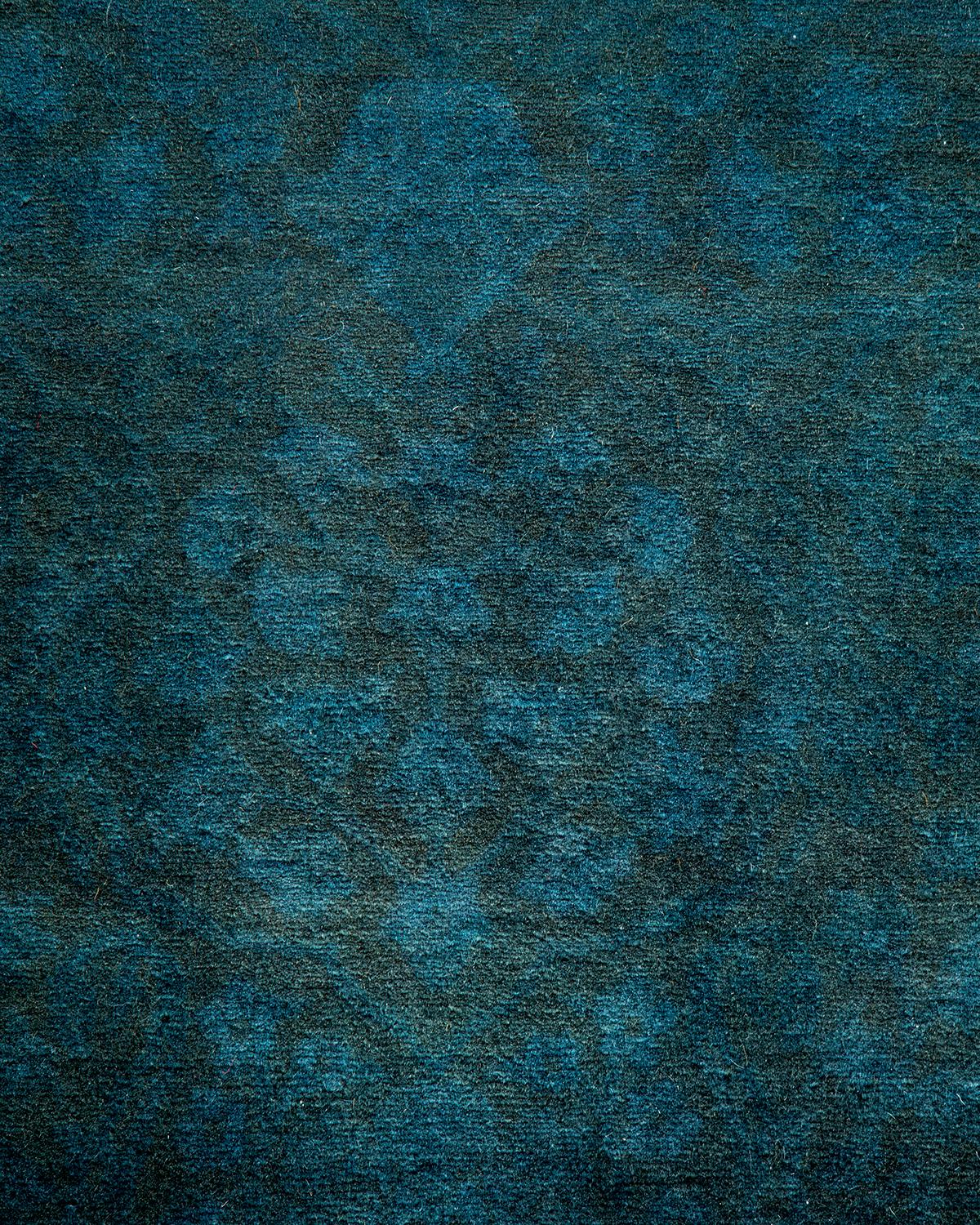 Contemporary Overdyed Hand Knotted Wool Blue Area Rug (Pakistanisch) im Angebot