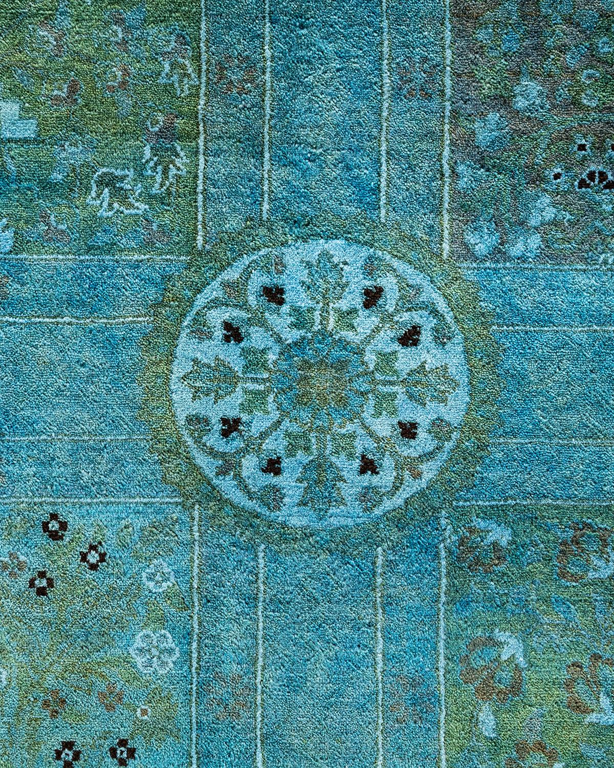 Alfombra de lana teñida a mano contemporánea azul Pakistaní en venta