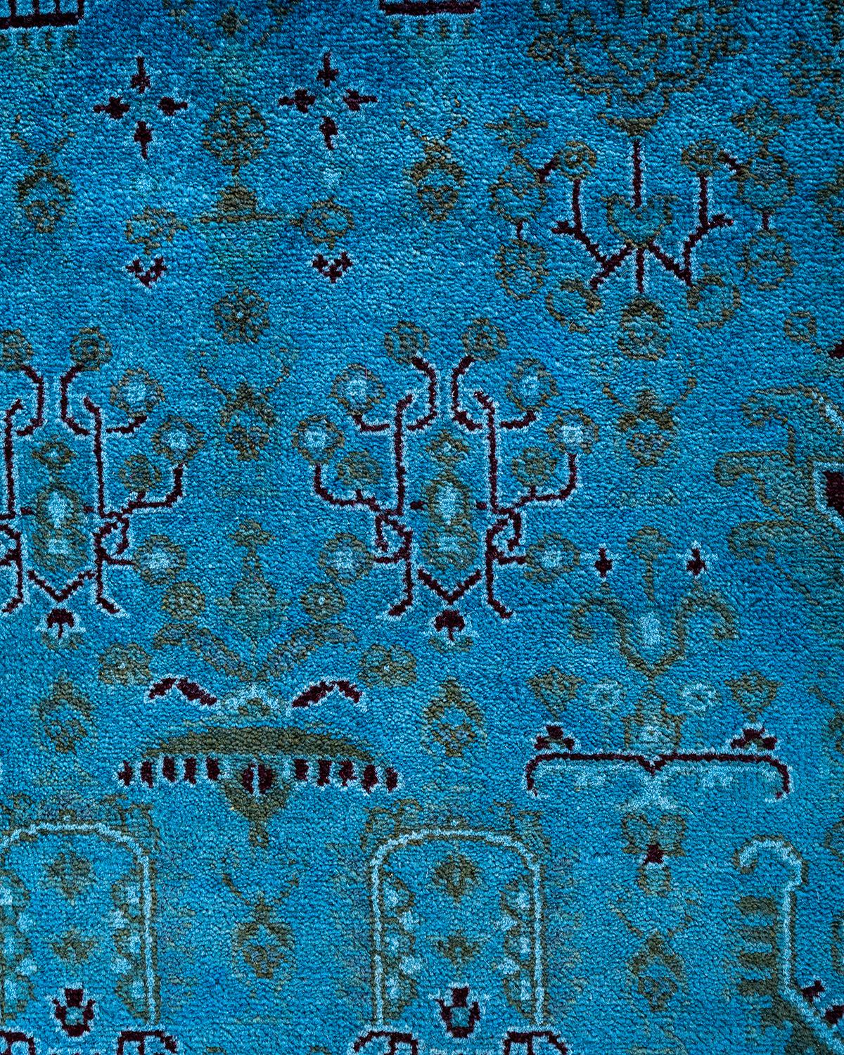 Pakistano Tappeto contemporaneo in lana sovratinta annodata a mano di colore blu in vendita