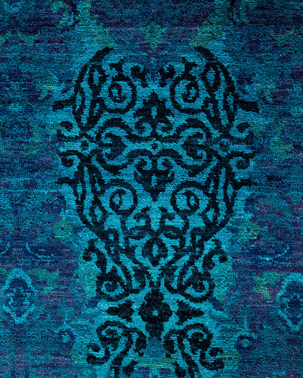 Pakistanais Tapis de sol contemporain en laine surteinte nouée à la main, bleu en vente