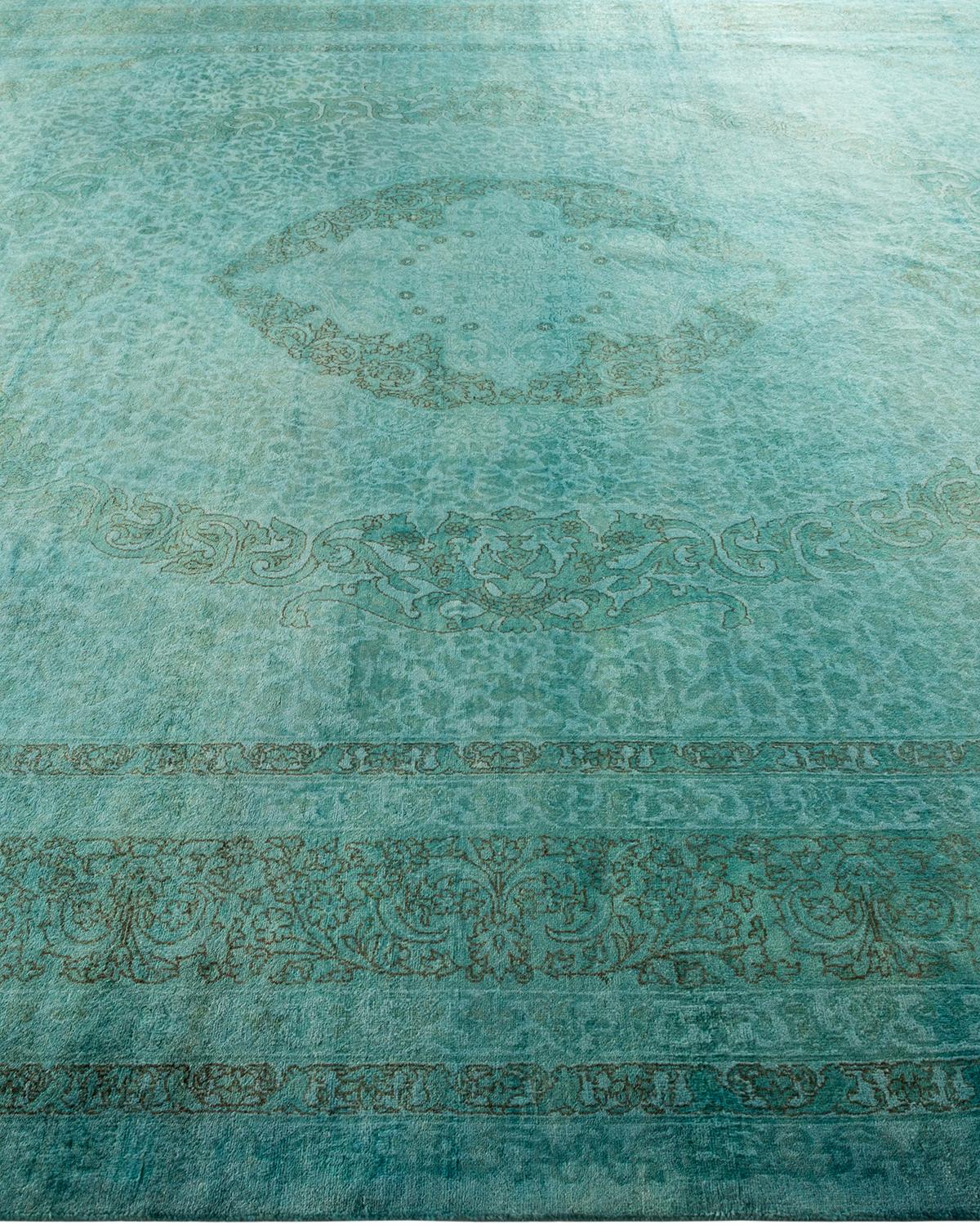 Contemporary Overdyed Hand Knotted Wool Blue Area Rug im Zustand „Neu“ im Angebot in Norwalk, CT