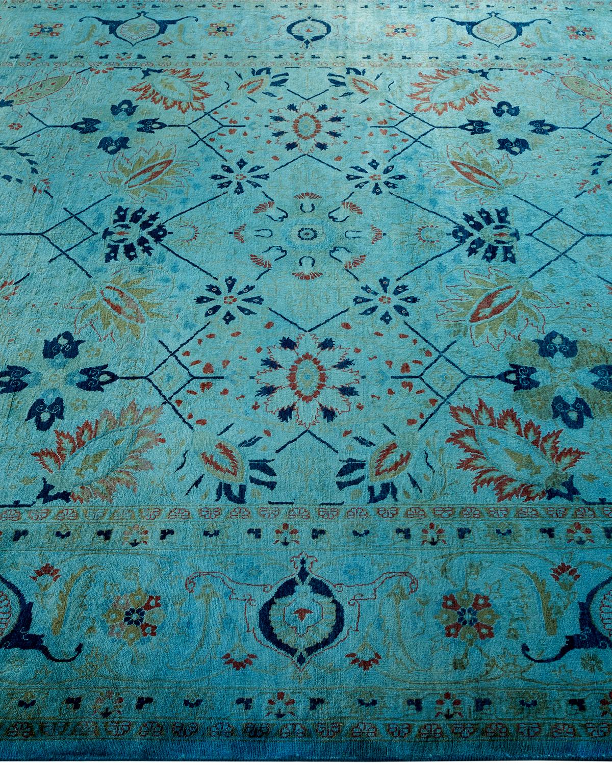 Tappeto contemporaneo in lana sovratinta annodata a mano di colore blu In condizioni Nuovo in vendita a Norwalk, CT