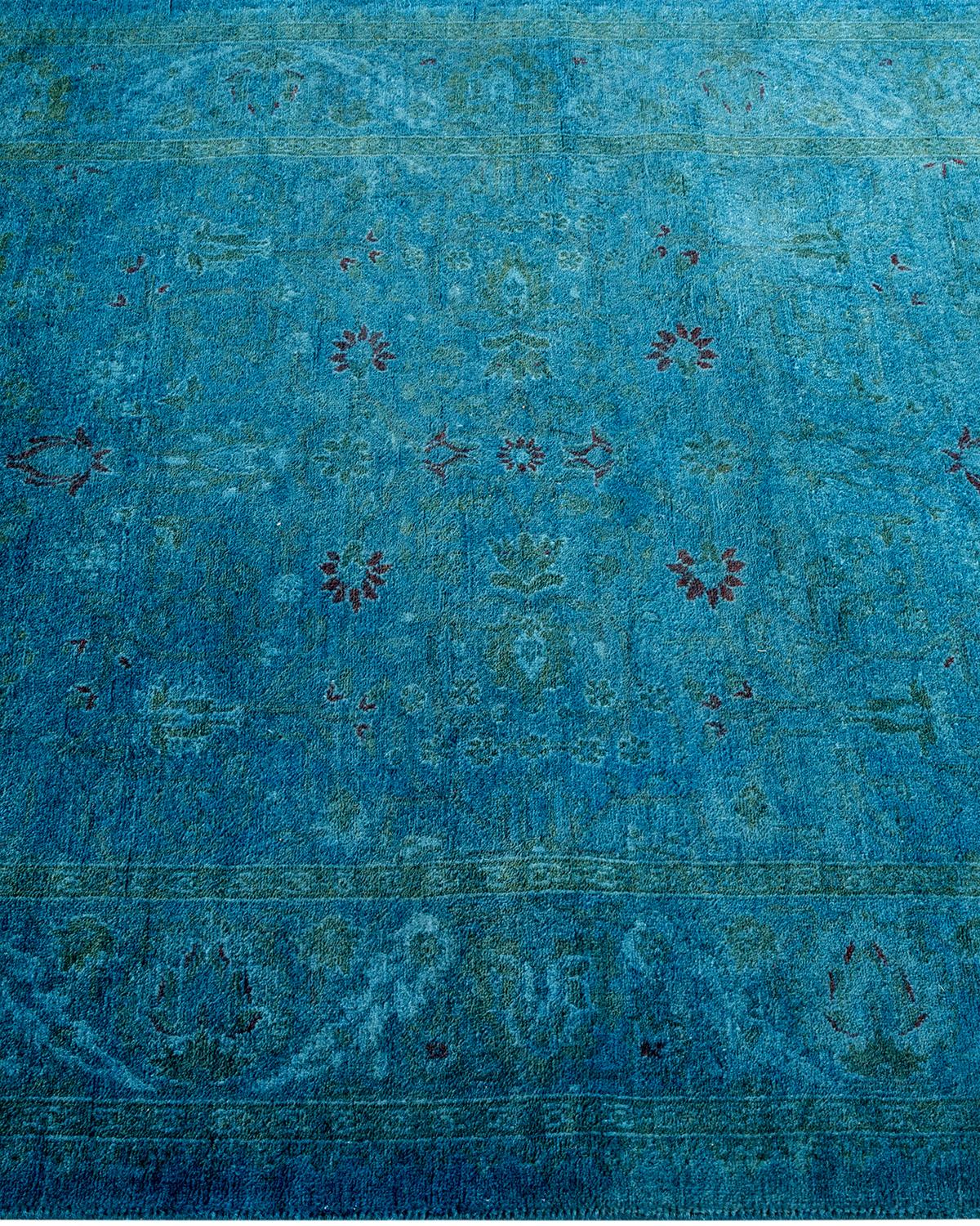 Tappeto contemporaneo in lana sovratinta annodata a mano di colore blu In condizioni Nuovo in vendita a Norwalk, CT