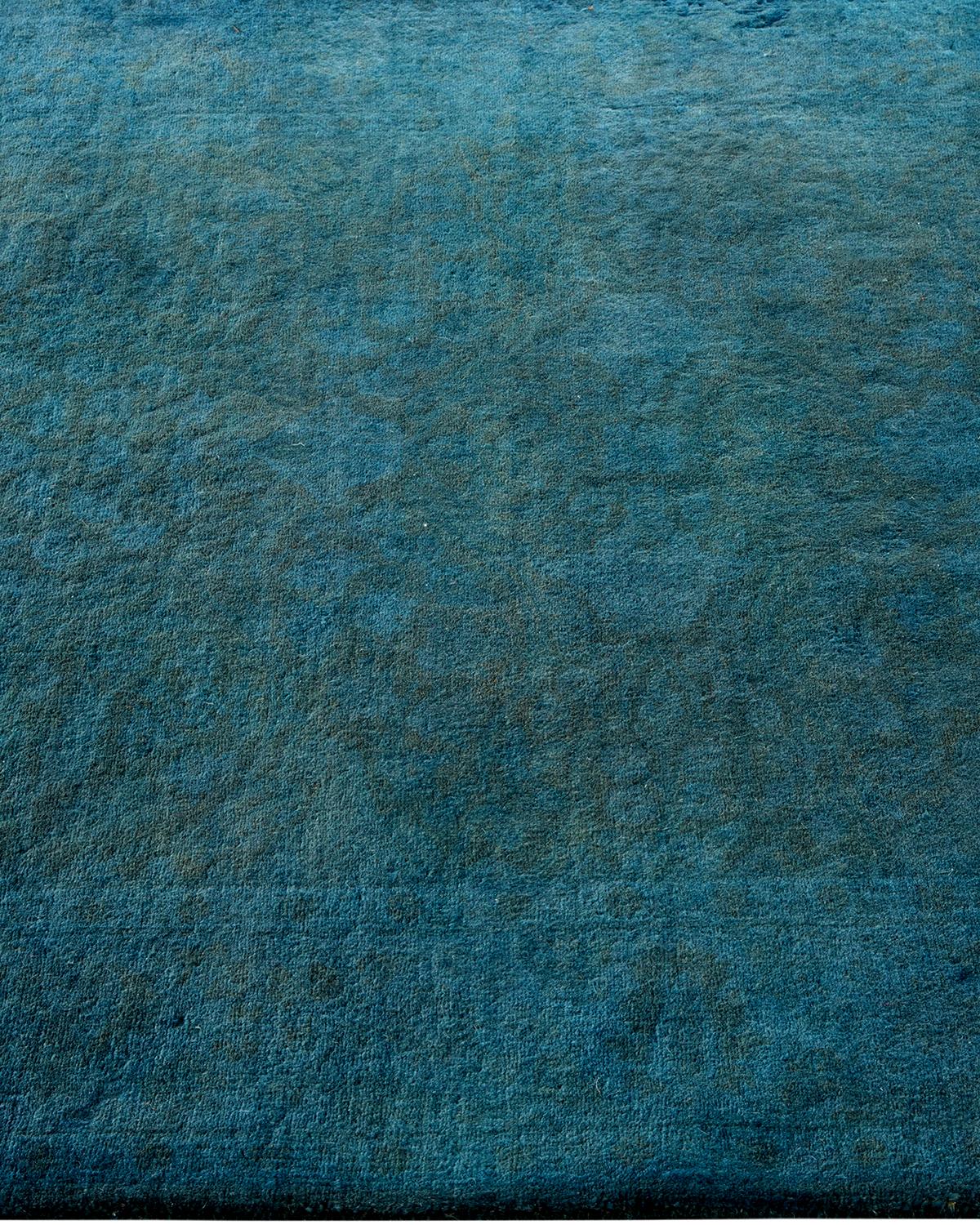 Contemporary Overdyed Hand Knotted Wool Blue Area Rug im Zustand „Neu“ im Angebot in Norwalk, CT