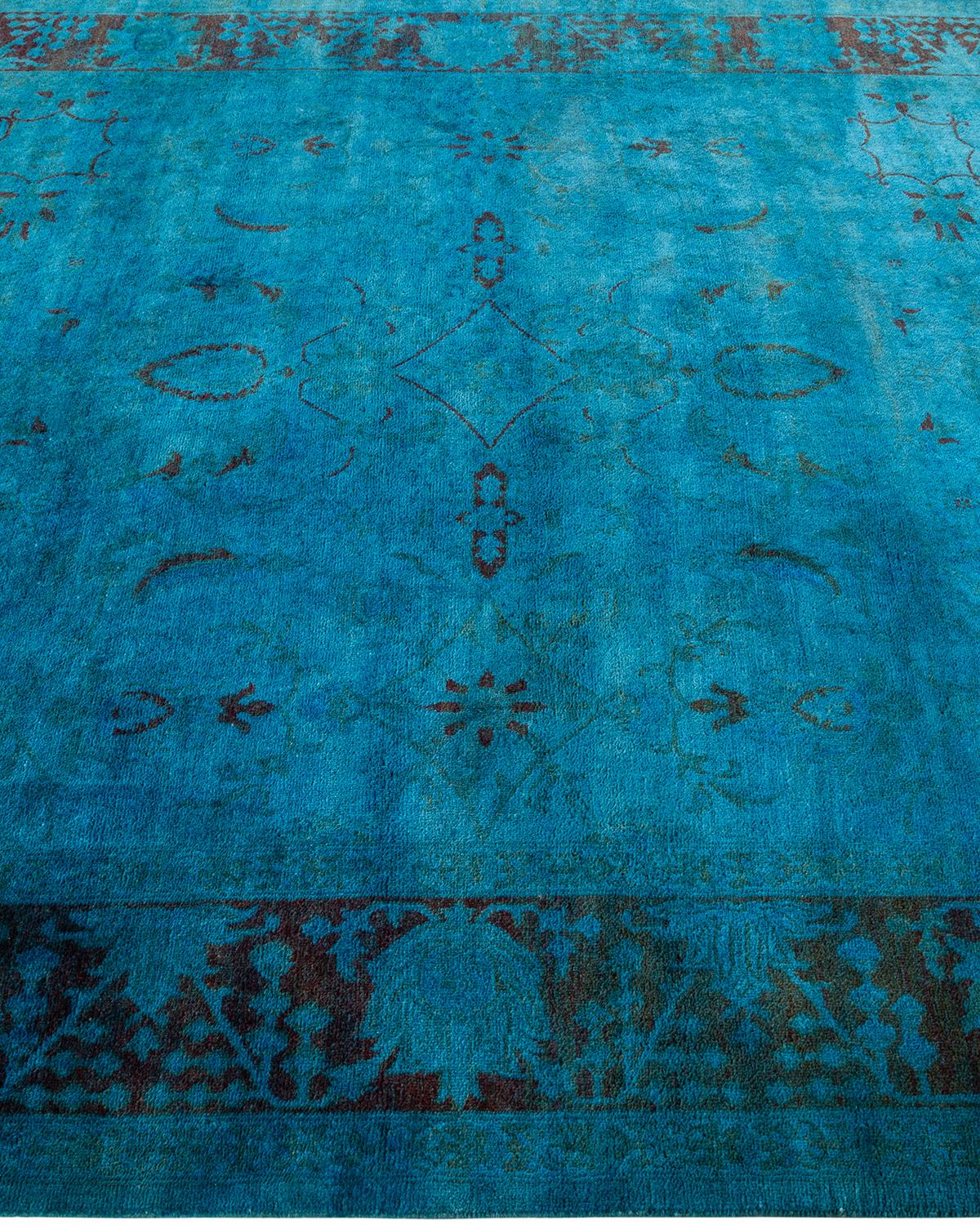 Tapis de sol contemporain en laine surteinte nouée à la main, bleu Neuf - En vente à Norwalk, CT