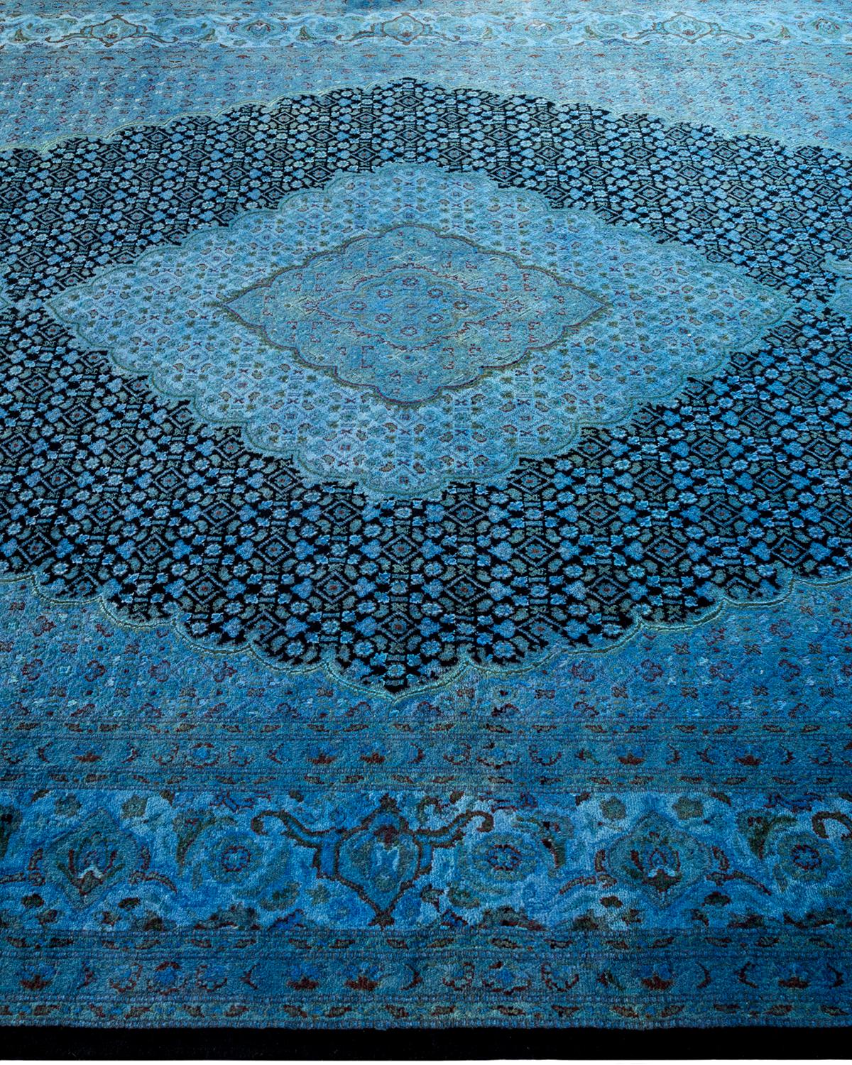 Contemporary Overdyed Hand Knotted Wool Blue Area Rug im Zustand „Neu“ im Angebot in Norwalk, CT