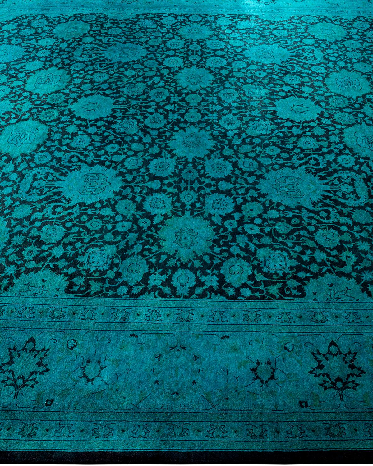 Contemporary Overdyed Hand Knotted Wool Blue Area Rug im Zustand „Neu“ im Angebot in Norwalk, CT