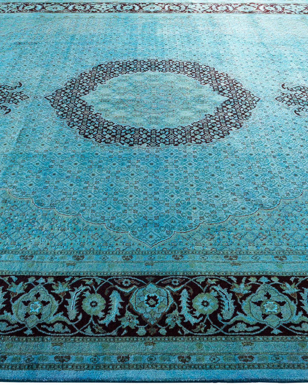 Contemporary Overdyed Hand Knotted Wool Blue Area Rug im Zustand „Neu“ im Angebot in Norwalk, CT