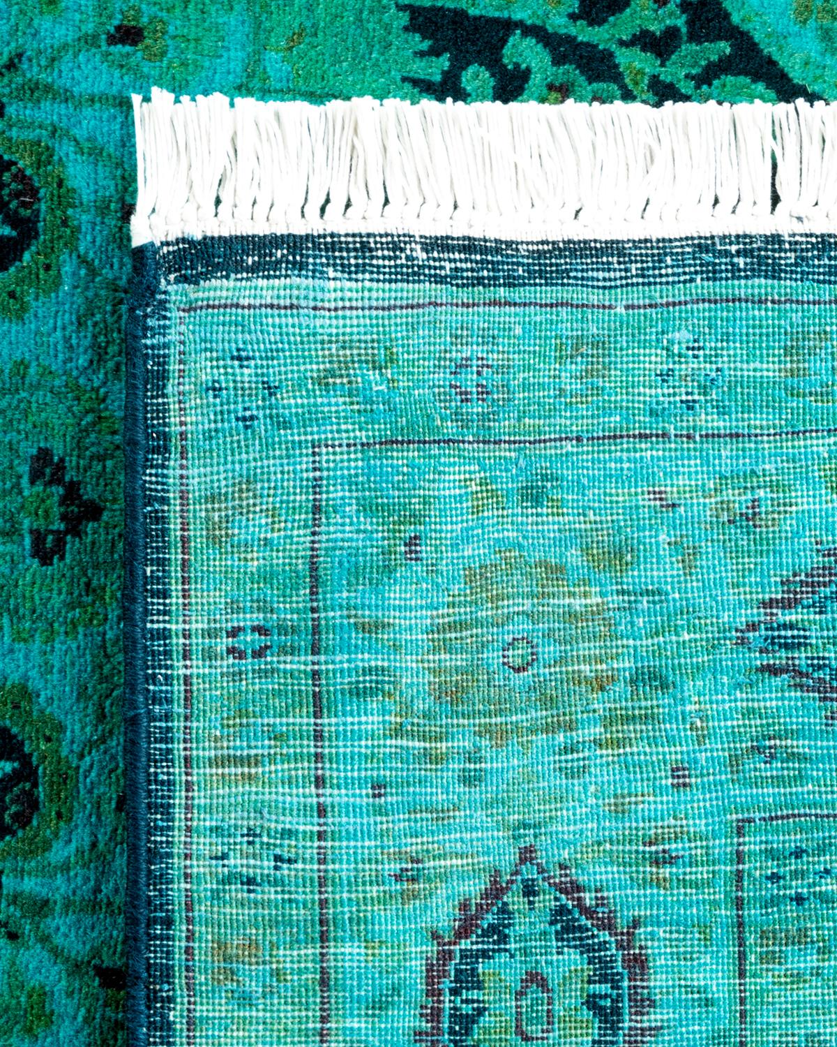 XXI secolo e contemporaneo Tappeto contemporaneo in lana sovratinta annodata a mano di colore blu in vendita