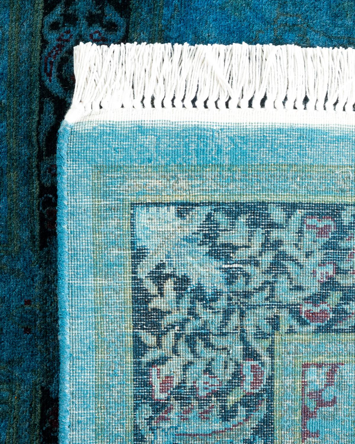 XXI secolo e contemporaneo Tappeto contemporaneo in lana sovratinta annodata a mano di colore blu in vendita
