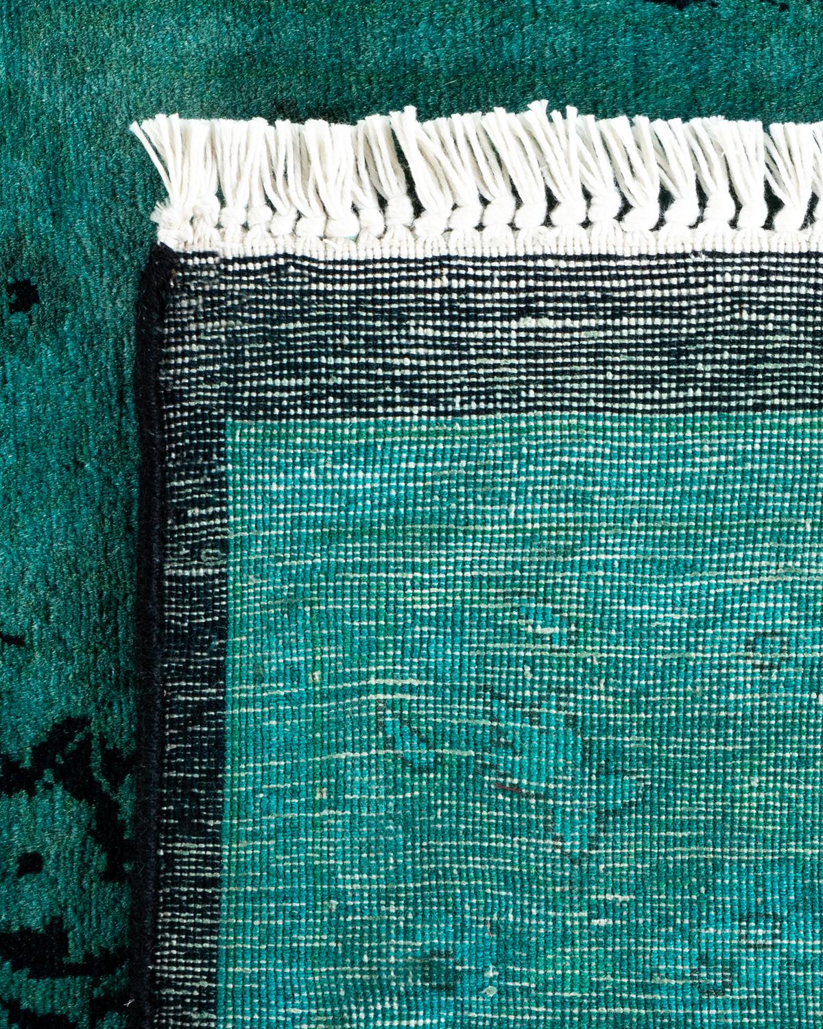 XXI secolo e contemporaneo Tappeto contemporaneo in lana sovratinta annodata a mano di colore blu in vendita