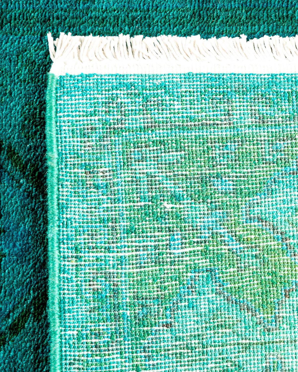 XXI secolo e contemporaneo Tappeto contemporaneo in lana sovratinta annodata a mano di colore blu in vendita