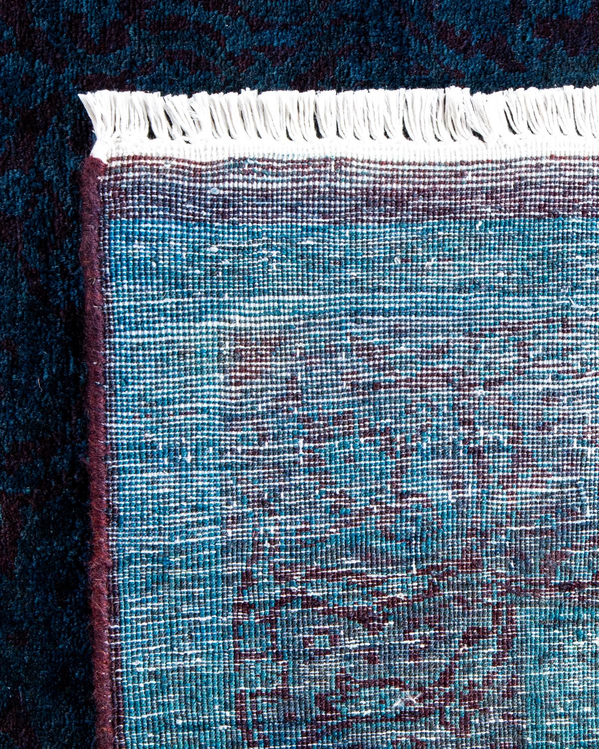 XXI secolo e contemporaneo Tappeto contemporaneo in lana sovratinta annodata a mano di colore blu in vendita