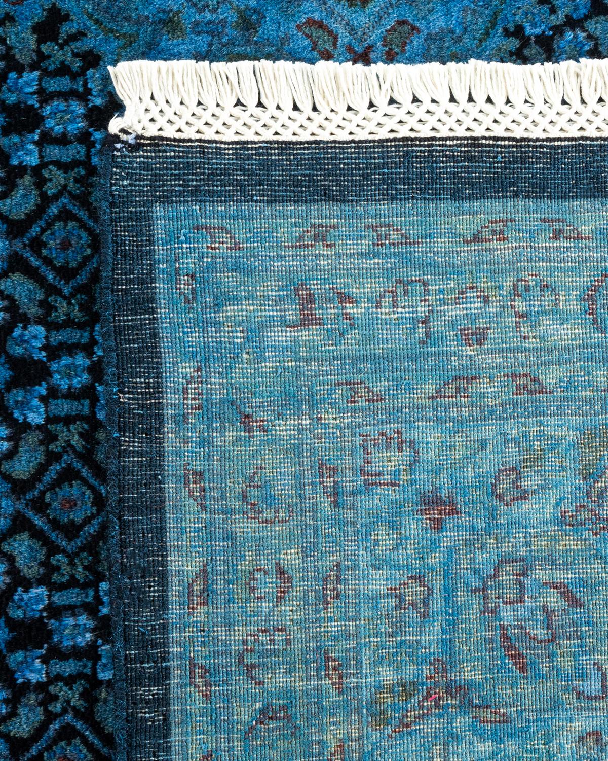 Contemporary Overdyed Hand Knotted Wool Blue Area Rug (21. Jahrhundert und zeitgenössisch) im Angebot