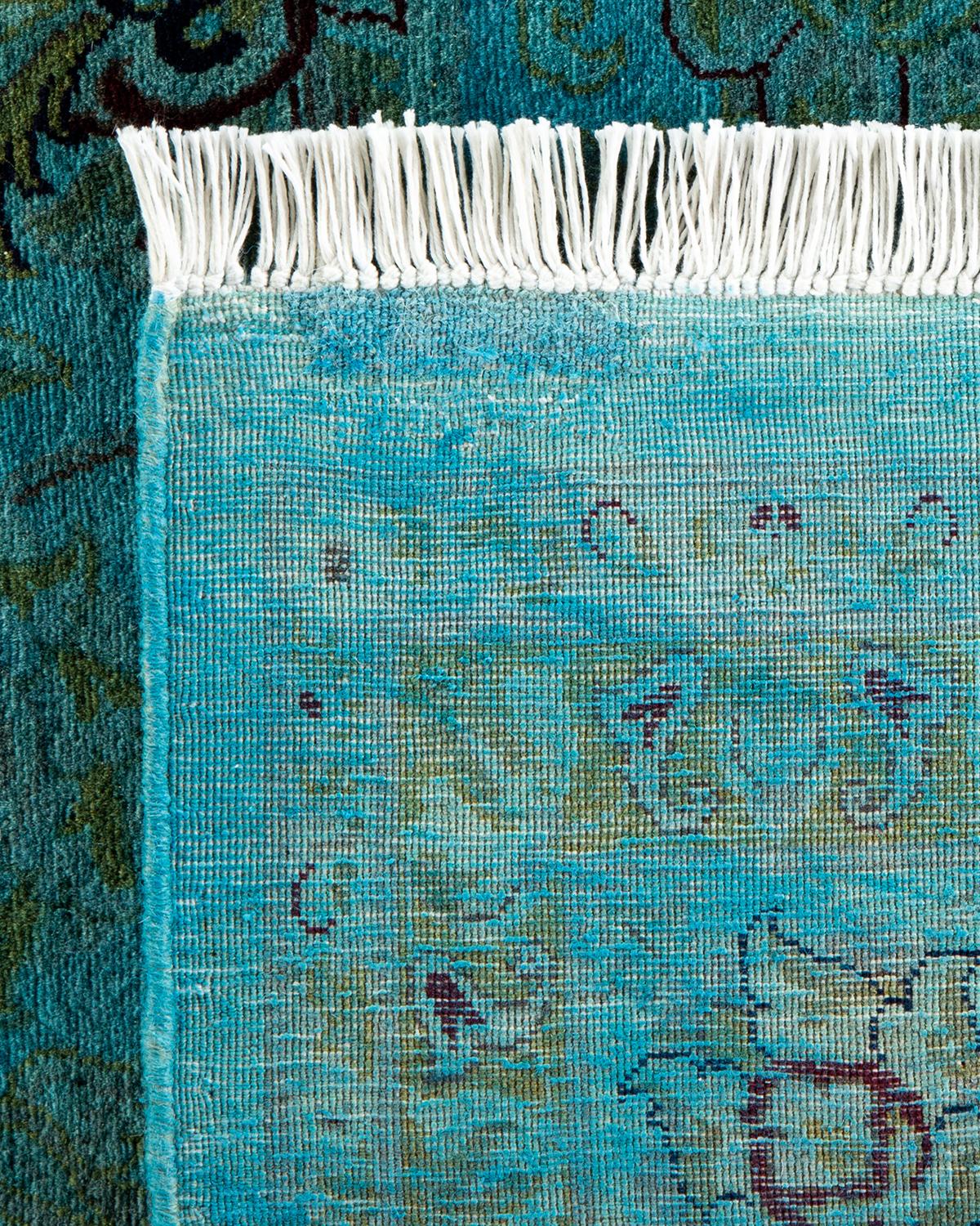 Contemporary Overdyed Hand Knotted Wool Blue Area Rug (21. Jahrhundert und zeitgenössisch) im Angebot